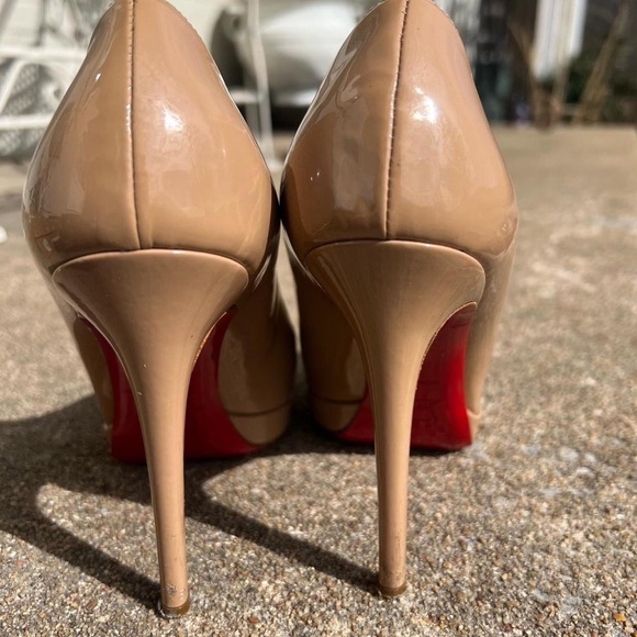 Christian Louboutin Size 7 - Picture 3 of 6
